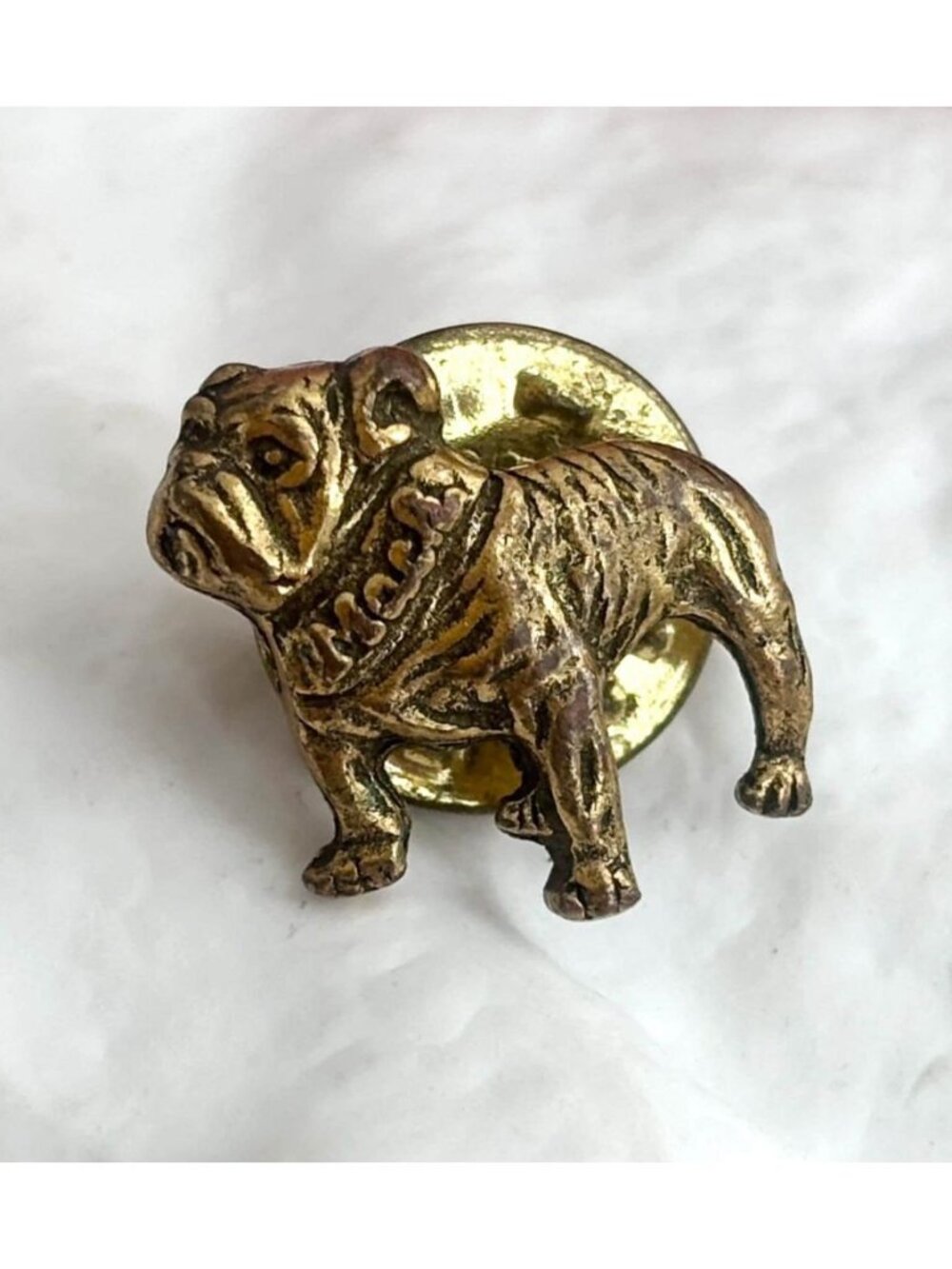 Bulldog "Mack" Carved 3D Figural Brass Toned Vintage Post Back Lapel Pin